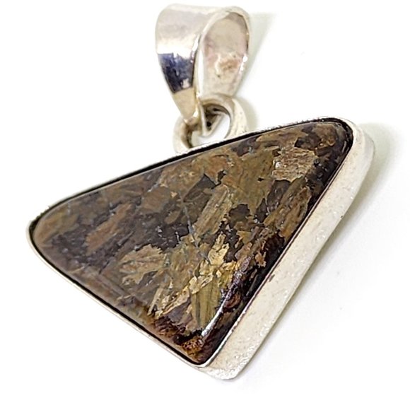 Vintage Natural Brown Jade Triangle Sterling Silver Pendant Charm Necklace - Picture 4 of 7